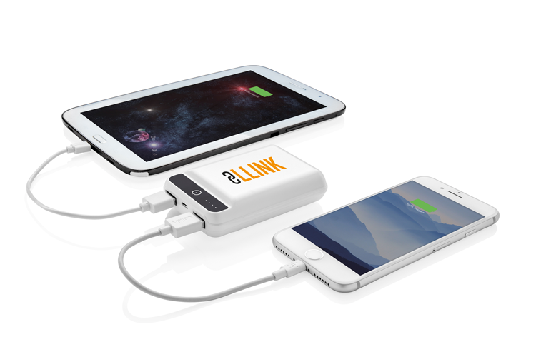 10.000 mAh powerbank in zakformaat